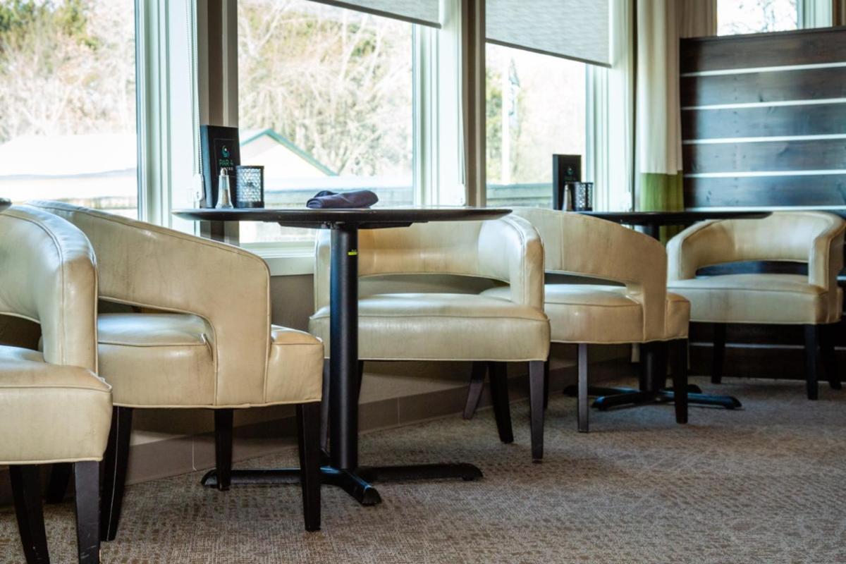 Comfort Suites At Par 4 Resort Waupaca Екстериор снимка