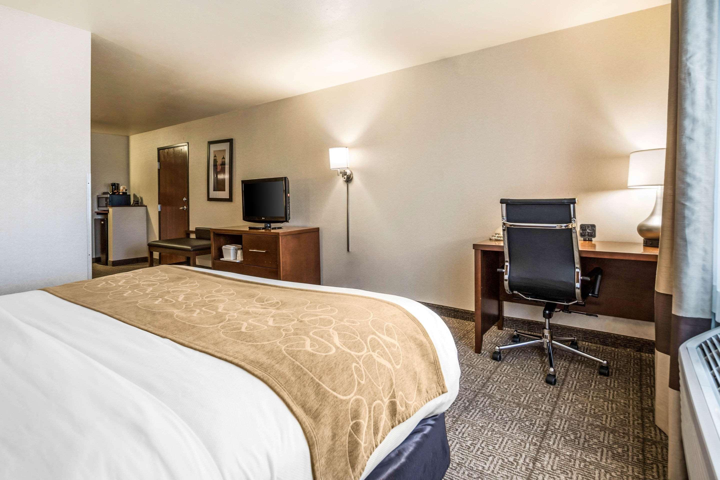 Comfort Suites At Par 4 Resort Waupaca Екстериор снимка