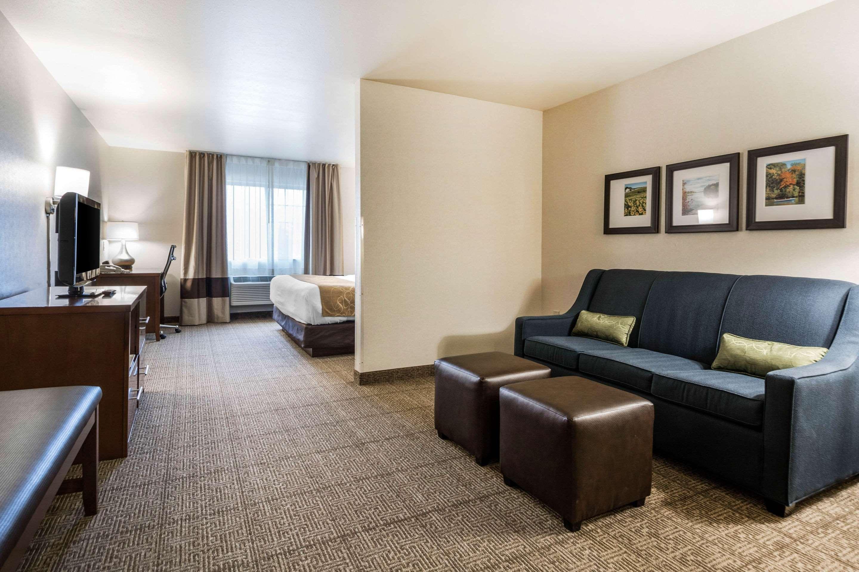Comfort Suites At Par 4 Resort Waupaca Екстериор снимка