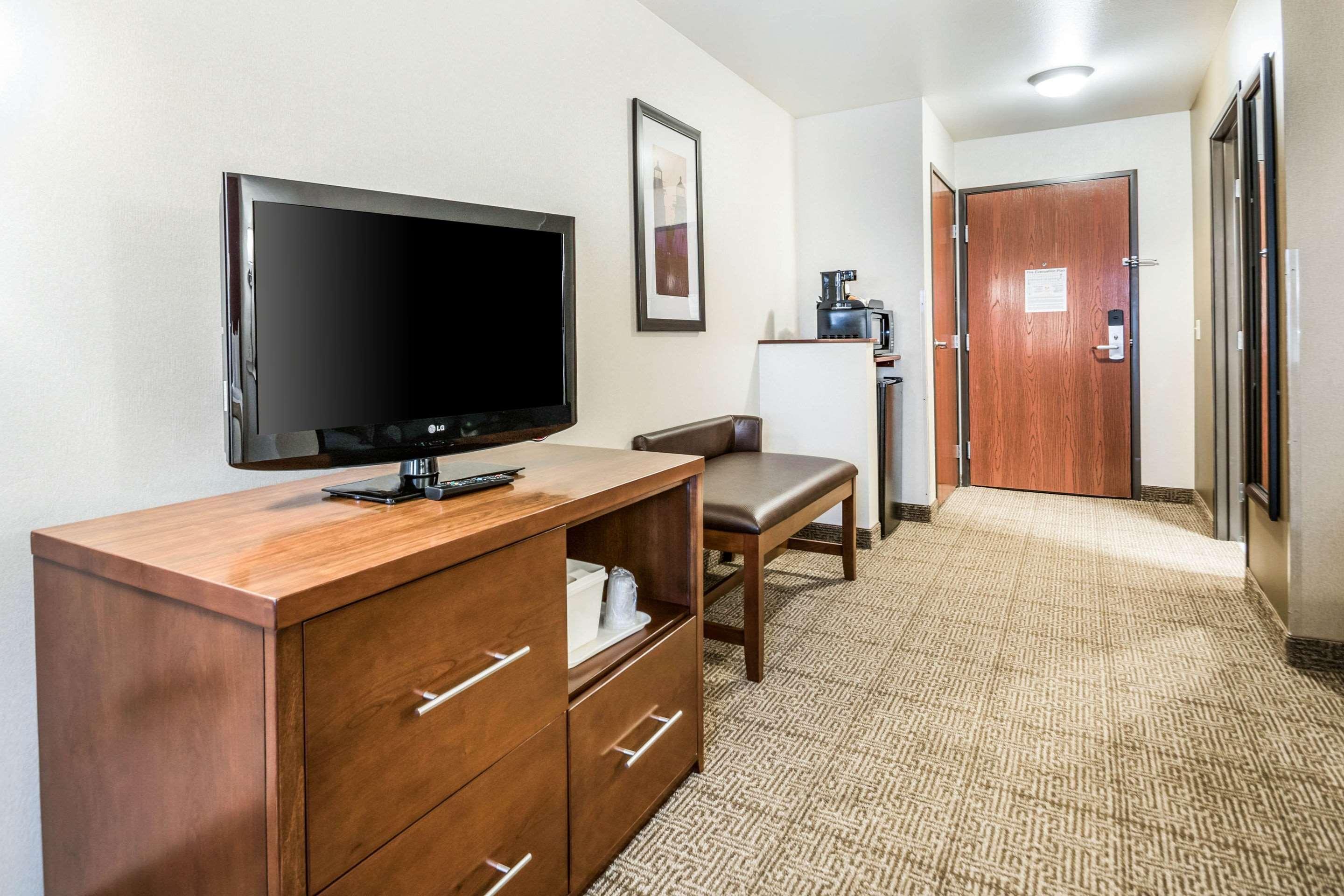 Comfort Suites At Par 4 Resort Waupaca Екстериор снимка