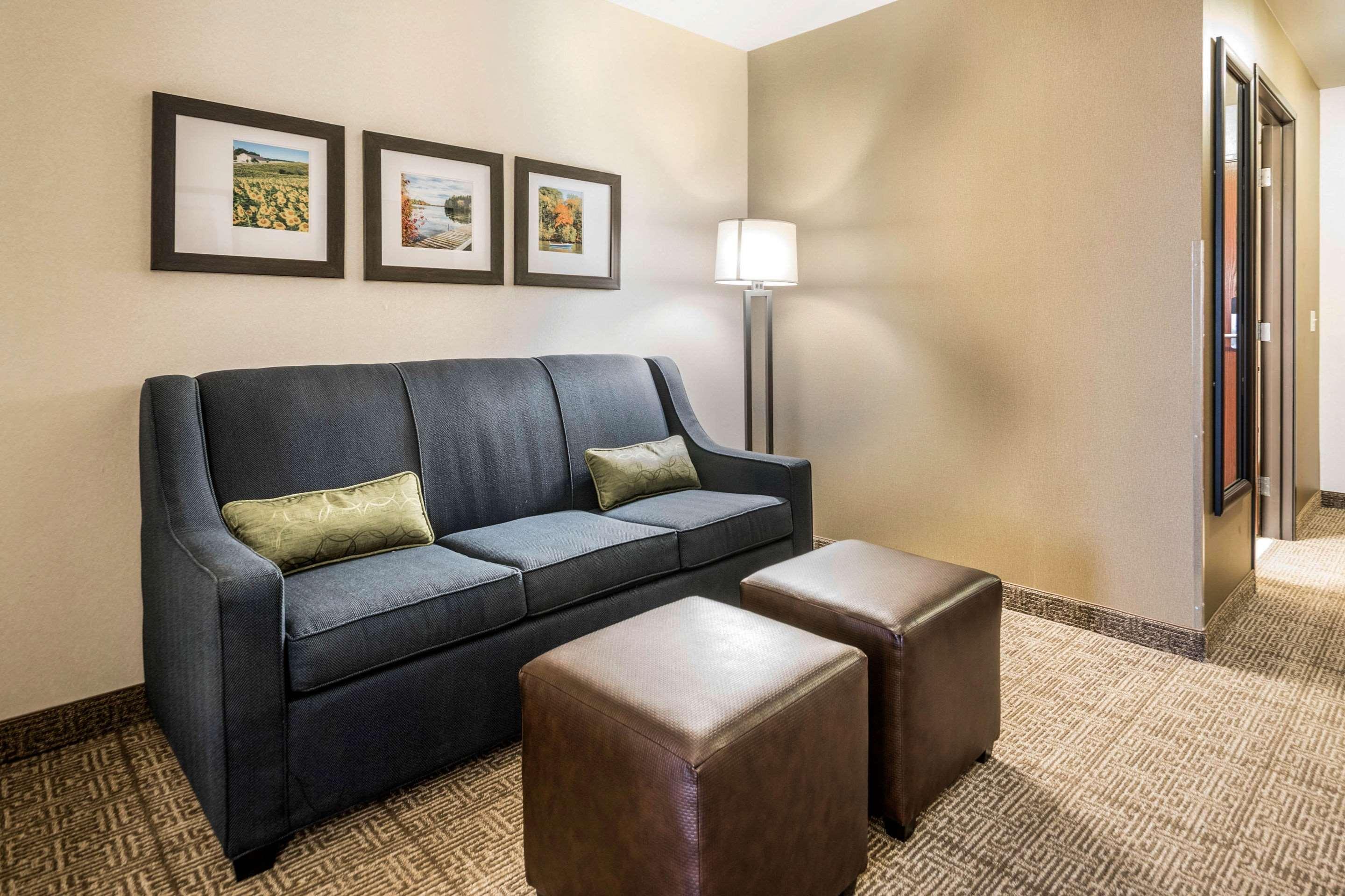 Comfort Suites At Par 4 Resort Waupaca Екстериор снимка