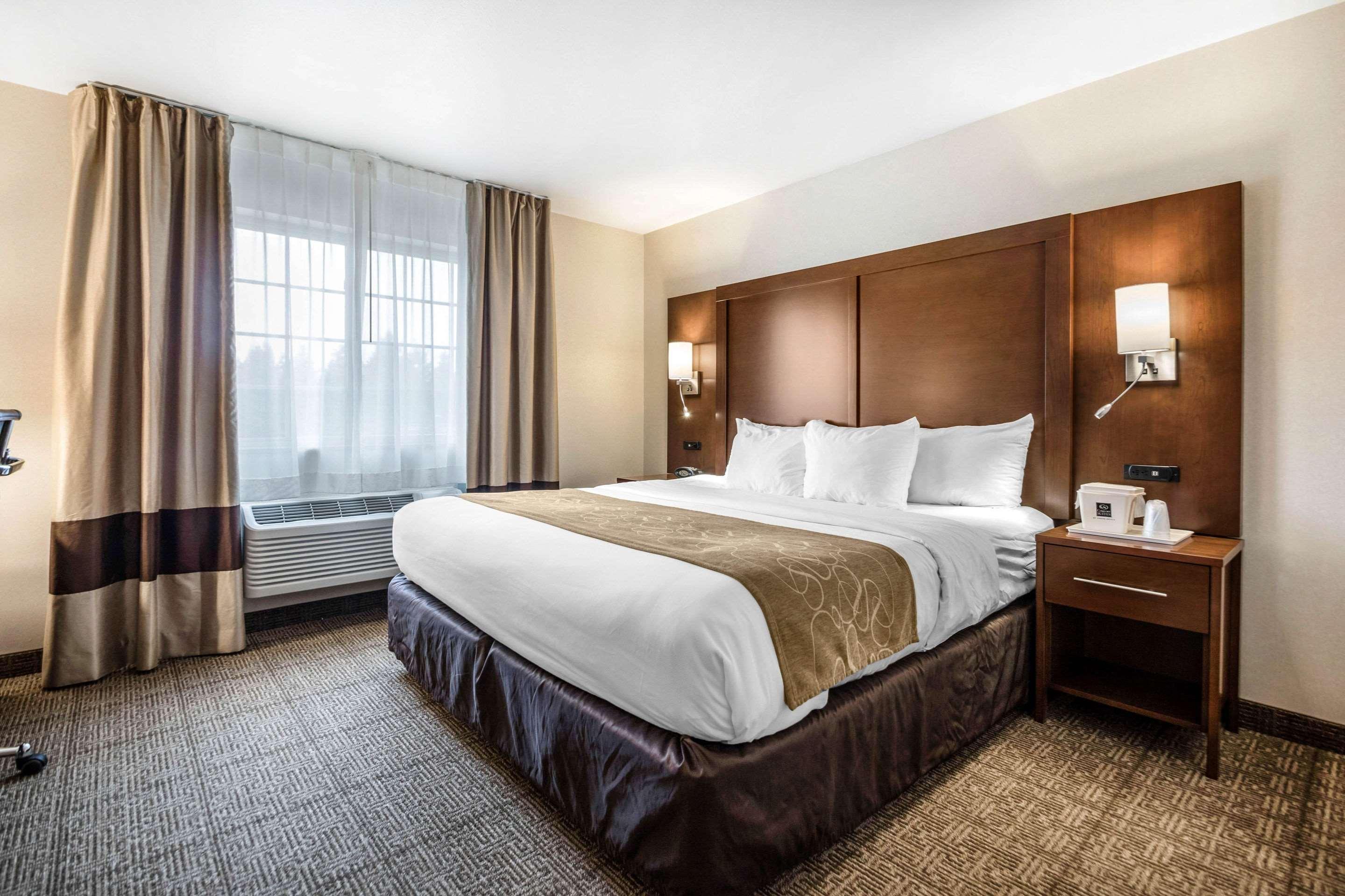 Comfort Suites At Par 4 Resort Waupaca Екстериор снимка