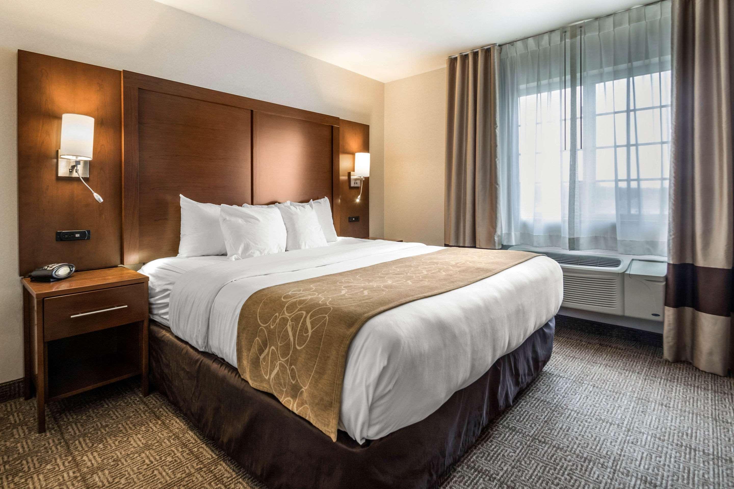 Comfort Suites At Par 4 Resort Waupaca Екстериор снимка